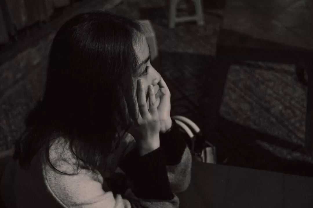 没有钱要不要创业？