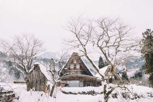 雪后的唯美村庄犹如银装素裹的童话世界 冬季乡村雪景图