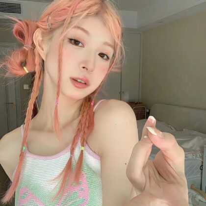 秋天女学生头像请签收,高级封神友谊文案短句。插图4 秋天女学生头像请签收,高级封神友谊文案短句。