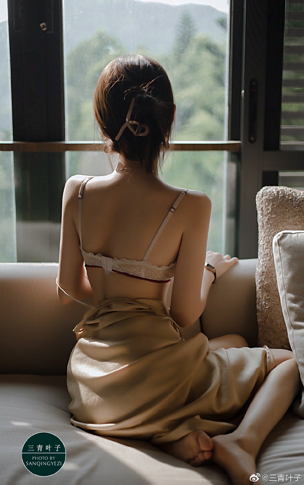 微博@三青叶子：性感如你 私房写真