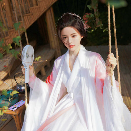 大美女杨超越的高清可爱头像图组插图5 大美女杨超越的高清可爱头像图组插图5