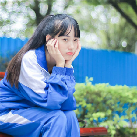 校服女生头像系列之端庄文雅青春插图 校服女生头像系列之端庄文雅青春插图