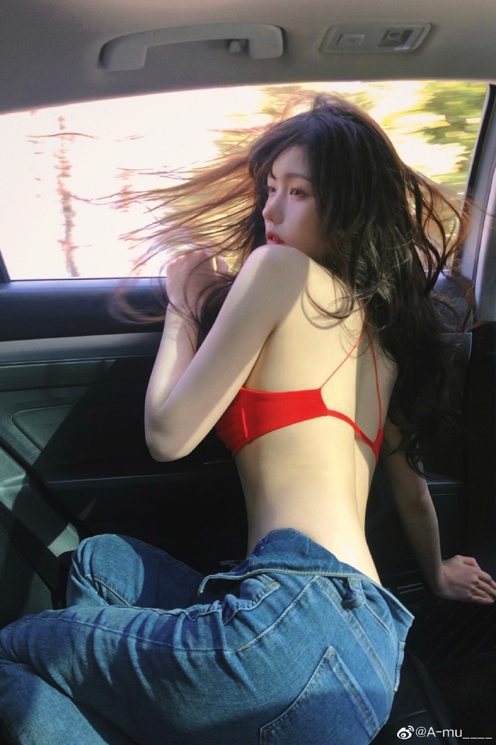 微博@A-mu_：少女私房写真