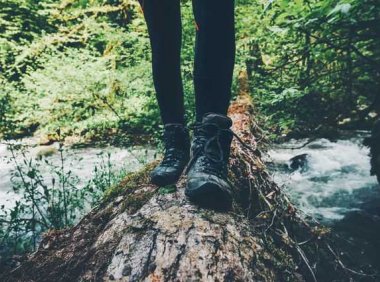 当你徒步旅行时,把音乐留给自己