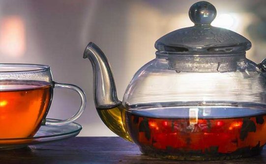 热茶确实会增加患癌症的风险，所以这里是推荐的安全温度