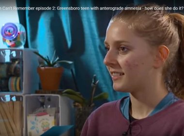 罕见的情况:每天都会重置记忆的美少女