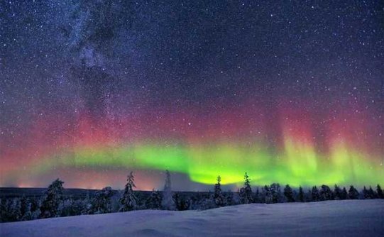 研究发现,极光对卫星来说真是个累赘