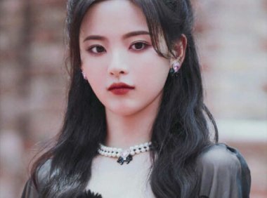 大美女杨超越的高清可爱头像图组