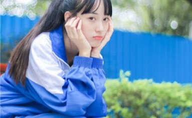 校服女生头像系列之端庄文雅青春