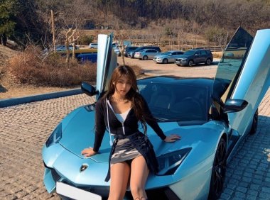 「自带安全气囊」超辣赛车手~郑宥娜（정유나）